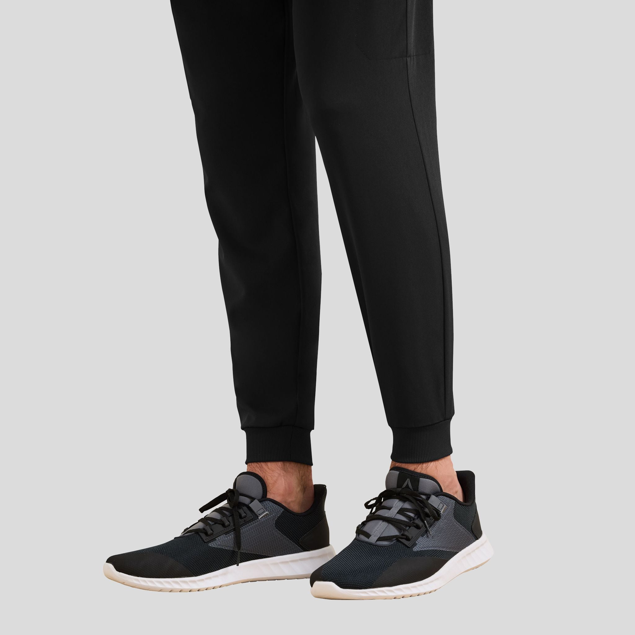 Men's Mid Rise Jogger Scrub Pant | Black