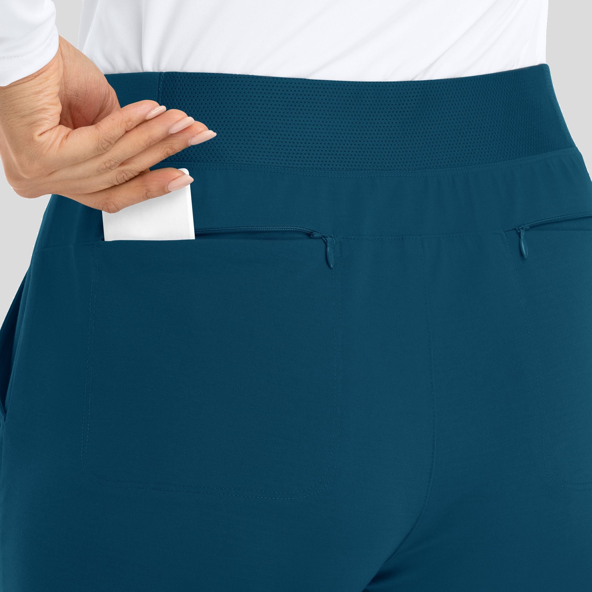 Maevn_Focus_60302_CARRIBEAN_POCKET_BACK_DETAIL