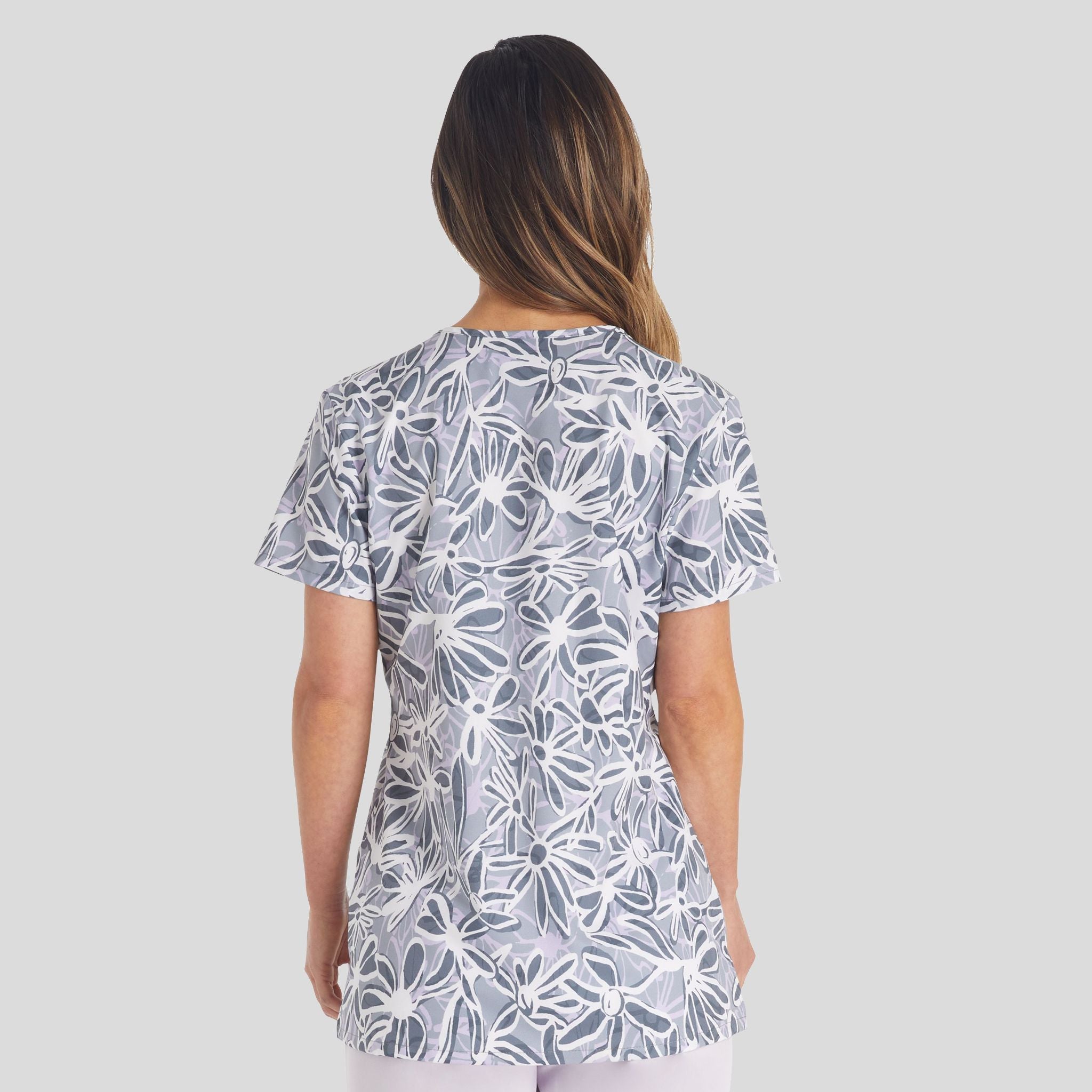 Lazy Daisies Print Scrub Top