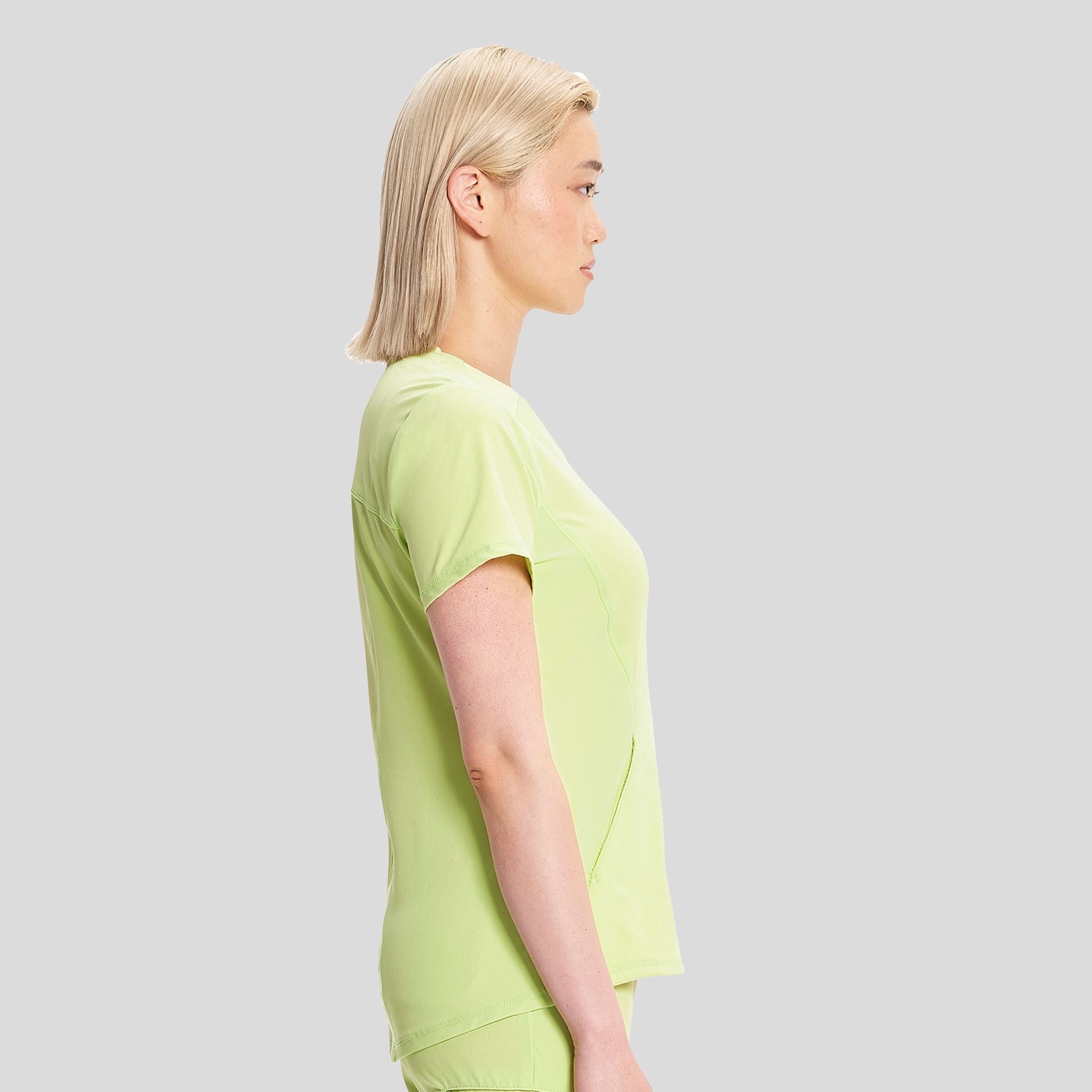 IN_INFINITY_GNR8_VNECKTOP_620A_GREENENERGY_RIGHT2