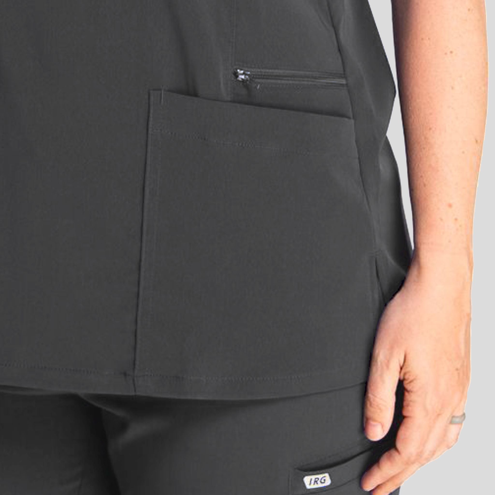 IRG_Elevate_181002_pewter_detail