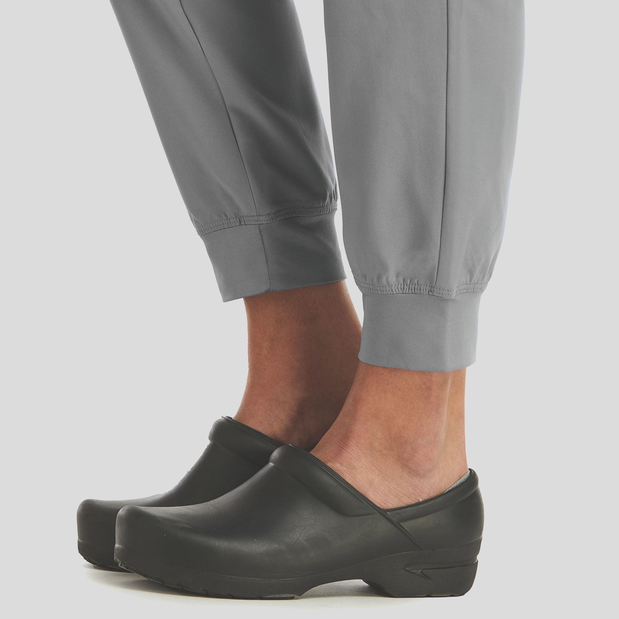 Maevn_Momentum_5092_quietgrey_detail2